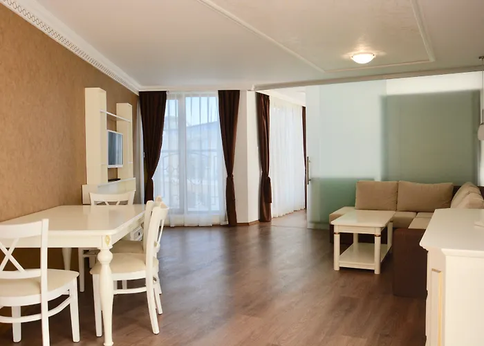 Golden Rainbow شقة فندقية 4*