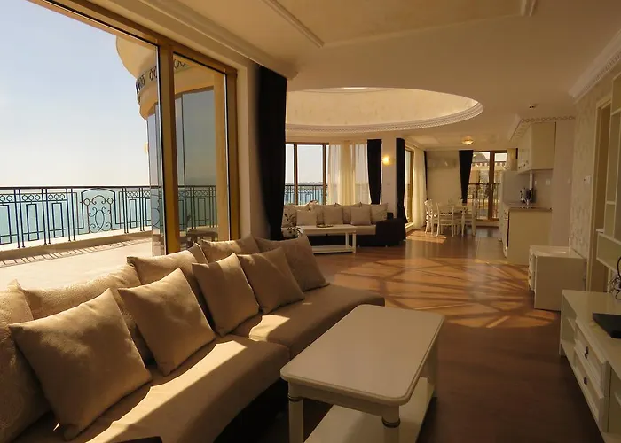 Golden Rainbow شقة فندقية 4*