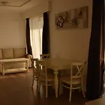 Апарт-готель Golden Rainbow Сонячний Берег