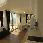 Golden Rainbow Апарт-готель