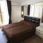 Golden Rainbow Апарт-готель 4*