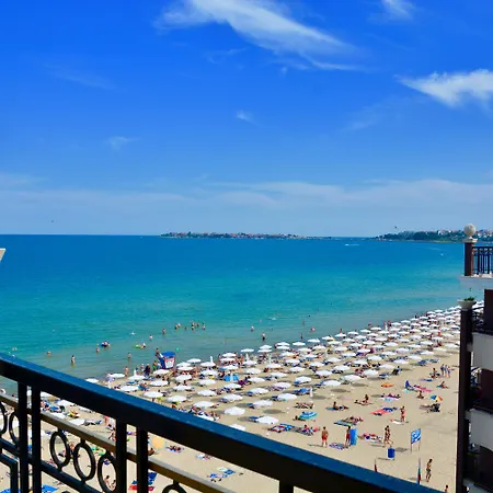 Golden Rainbow Aparthotel Sunny Beach