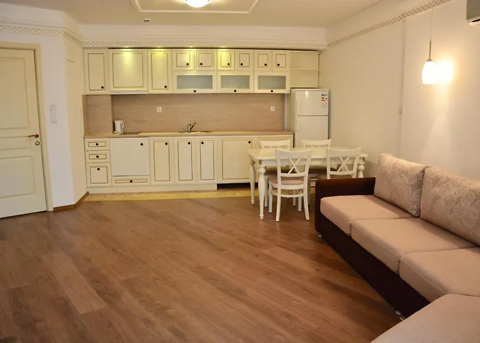 Hotel de apartamente Golden Rainbow Sunny Beach