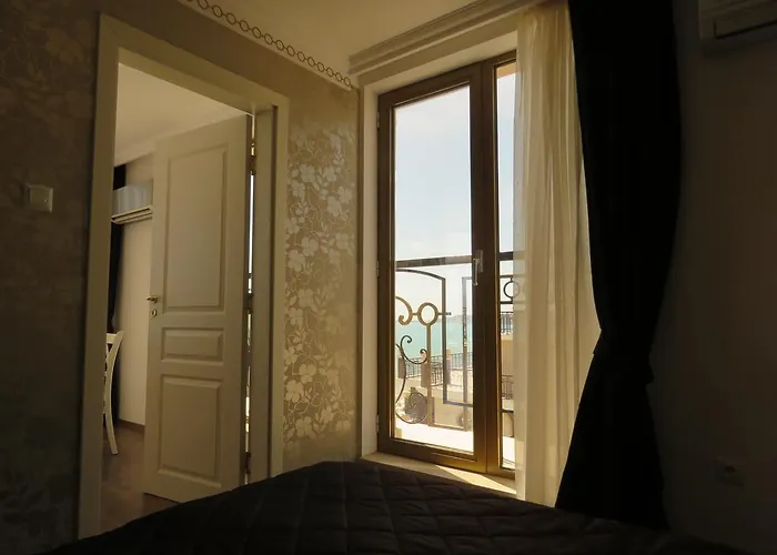 Hotel de apartamente Golden Rainbow