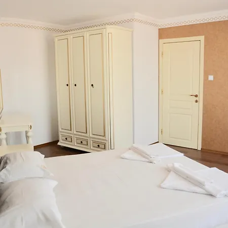 Golden Rainbow Aparthotel Sunny Beach