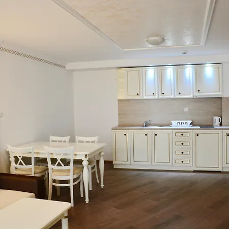 Golden Rainbow 4* ساني بيتش