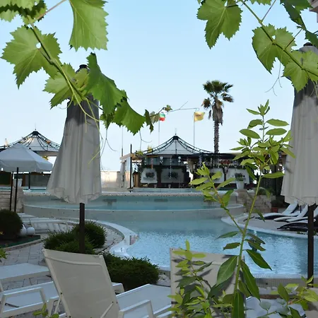 Golden Rainbow 4* Sunny Beach