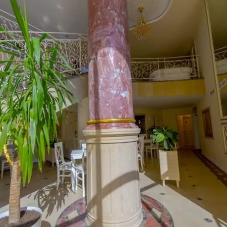 Golden Rainbow Apart-hotel 4*