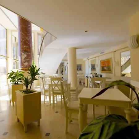 Apart-hotel Golden Rainbow Sunny Beach