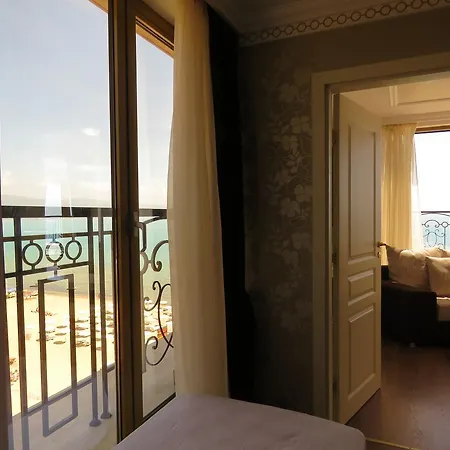 Golden Rainbow Apart-hotel 4*