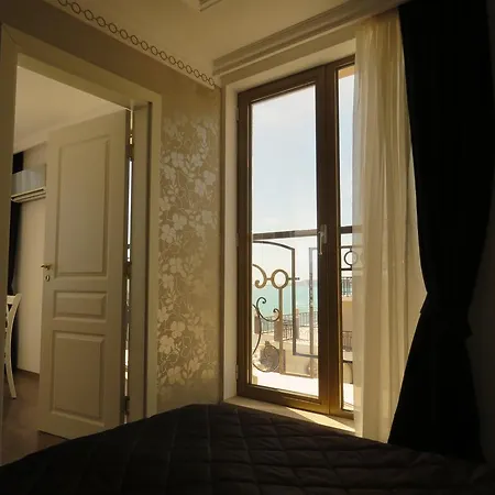 شقة فندقية Golden Rainbow