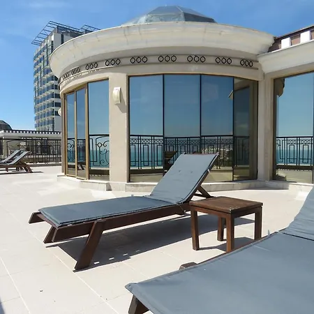 Apart-hotel Golden Rainbow