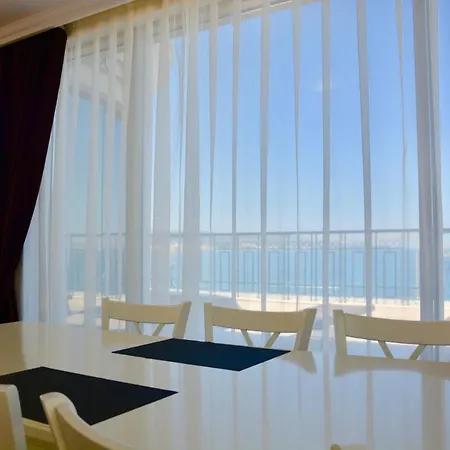 Golden Rainbow Aparthotel Sluneční pobřeží