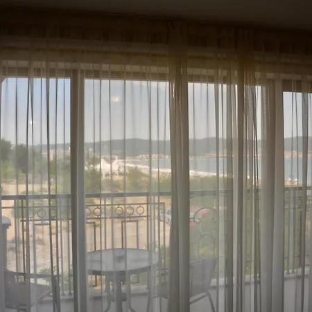 Golden Rainbow Apart-hotel 4*