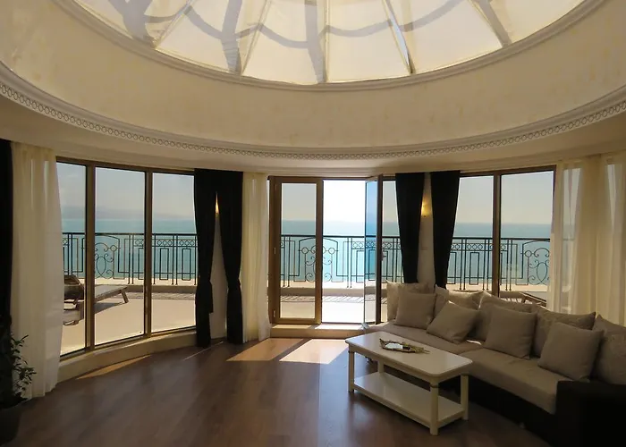 Golden Rainbow Сонячний Берег